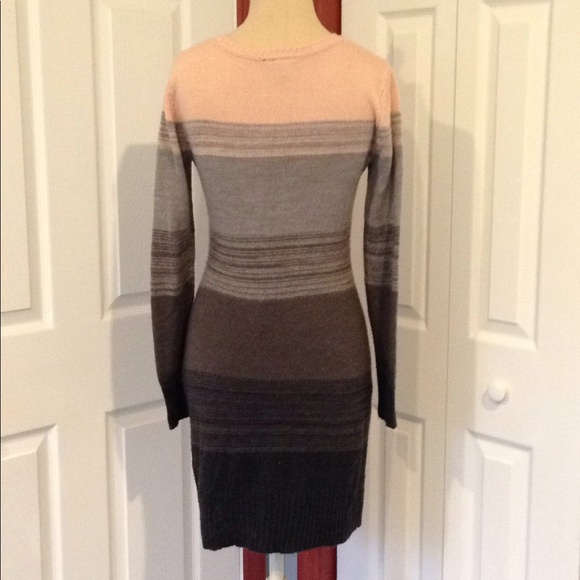 Form Fitting Sweater Dress - Picture 5 of 8